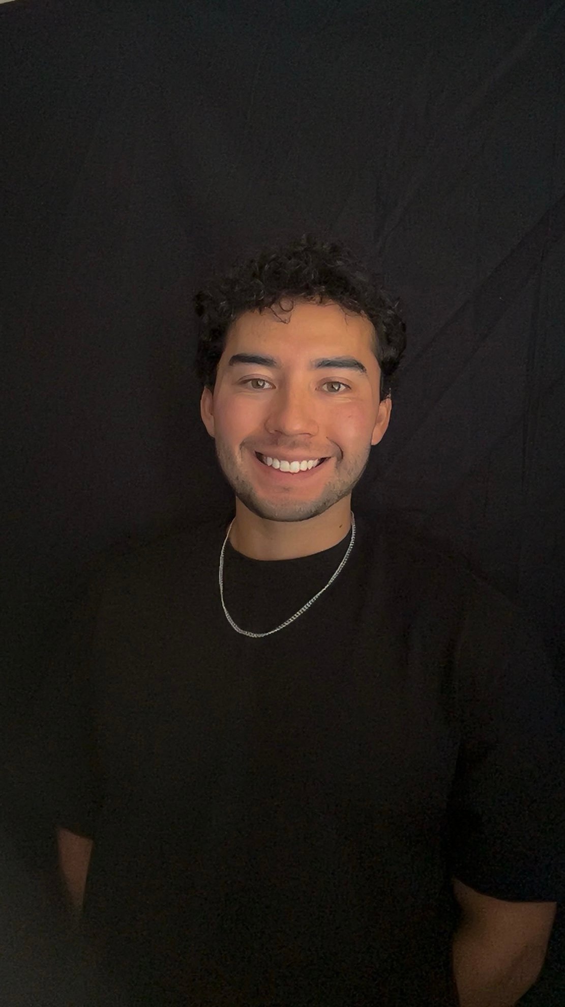 Elijah Montoya headshot