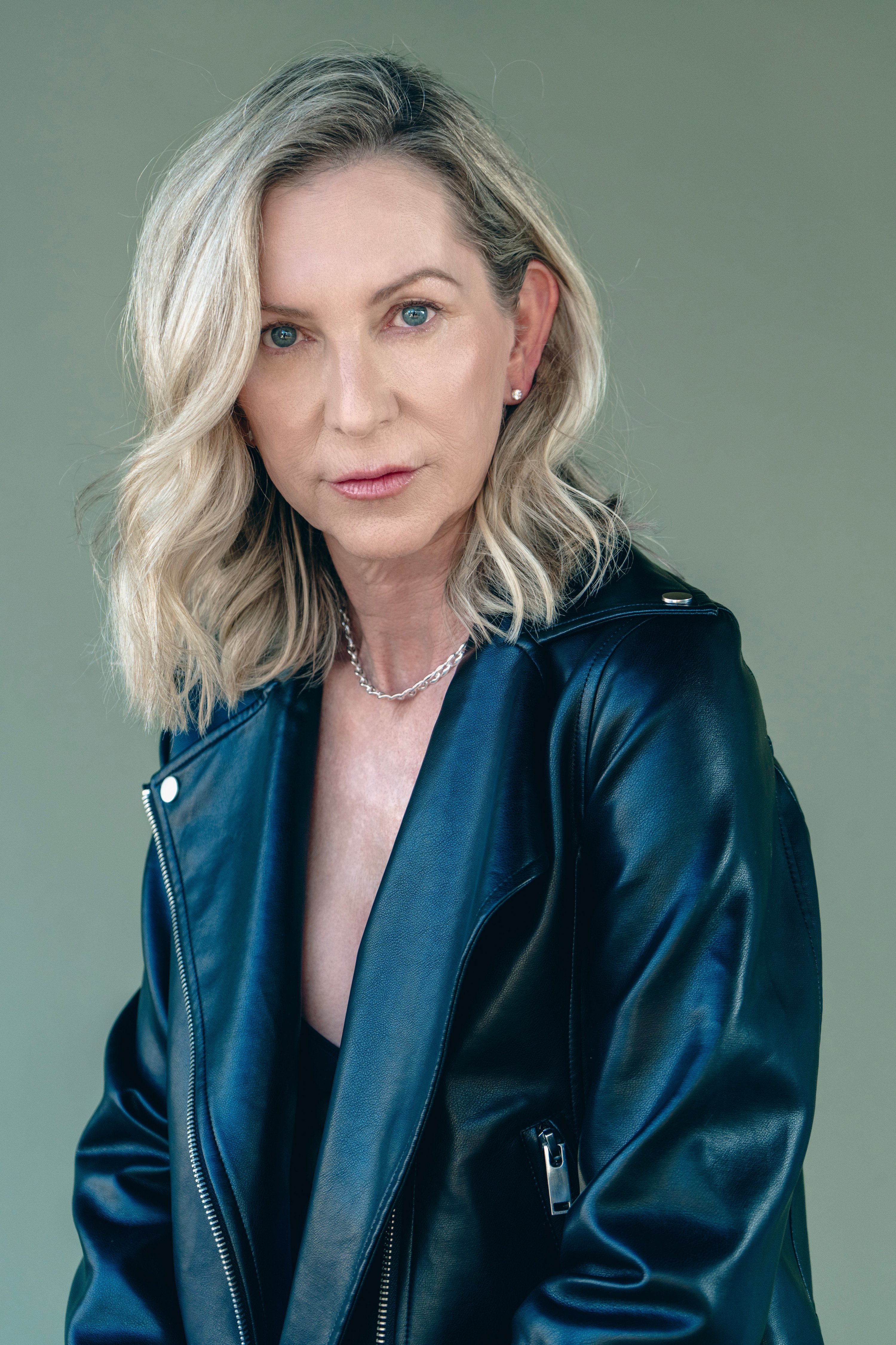 Donna Underwood headshot