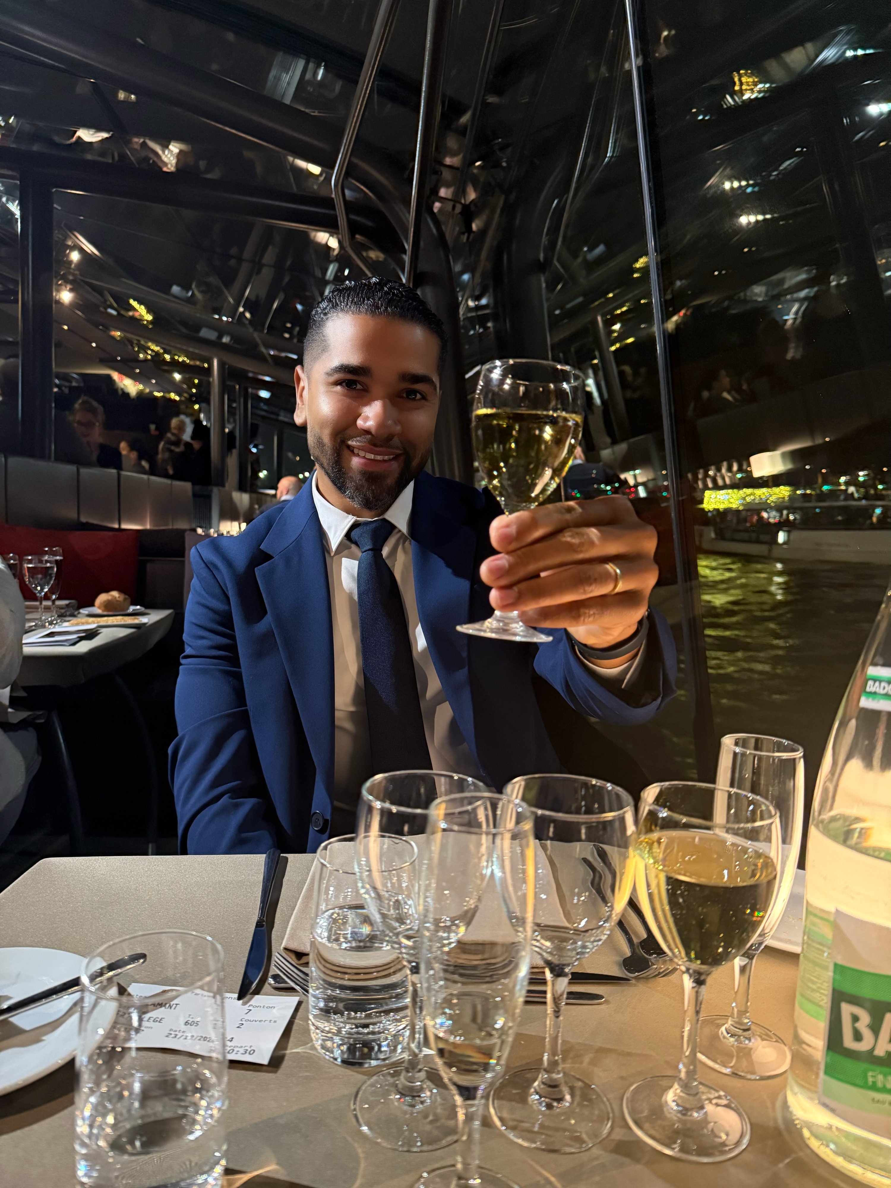 Manuel Fermin headshot