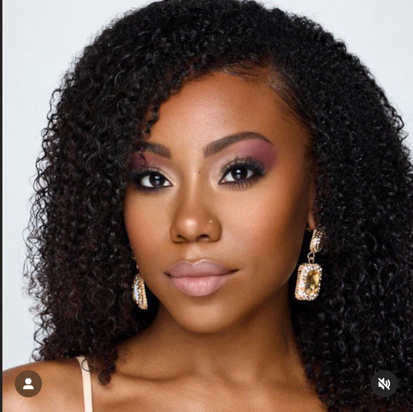 Dahlia Despradel headshot