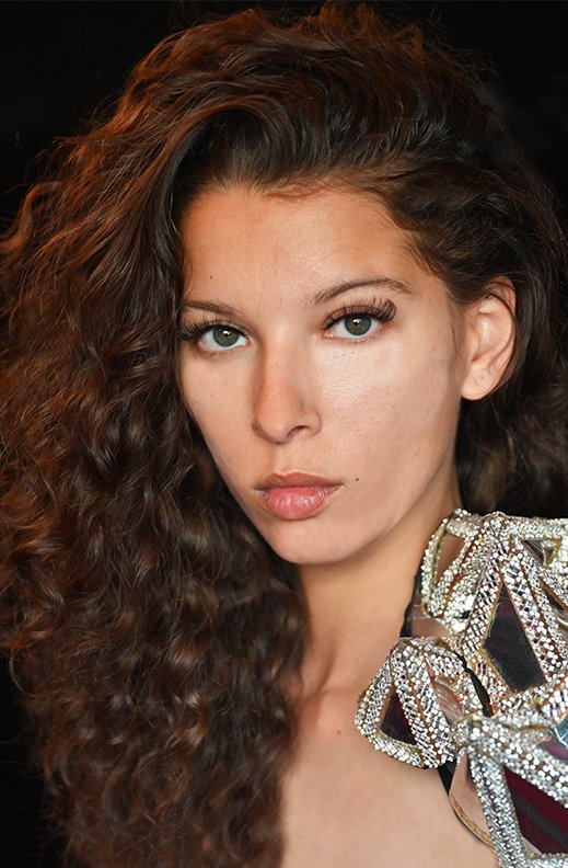 Alice Metza headshot