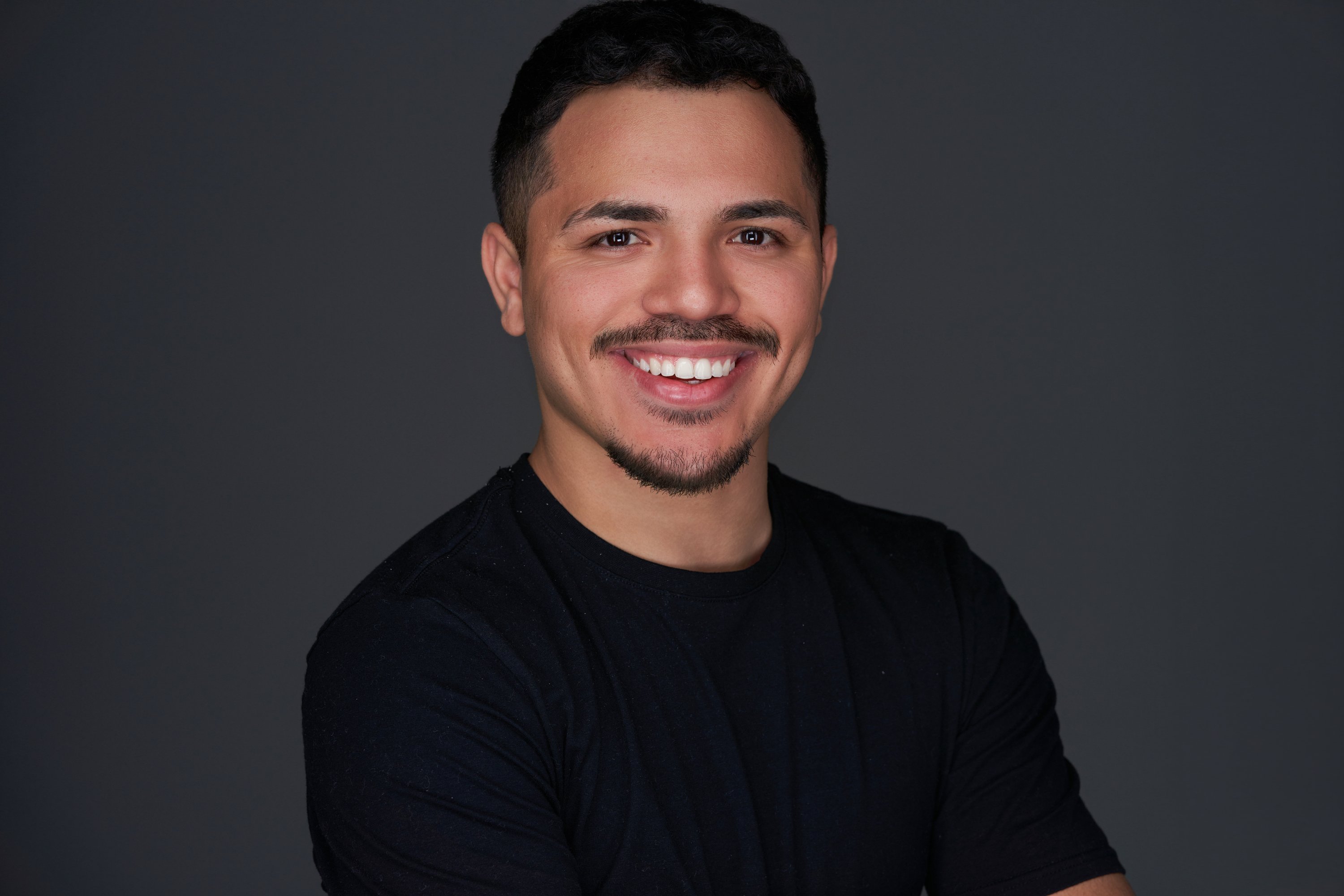 Ryan De Leon headshot