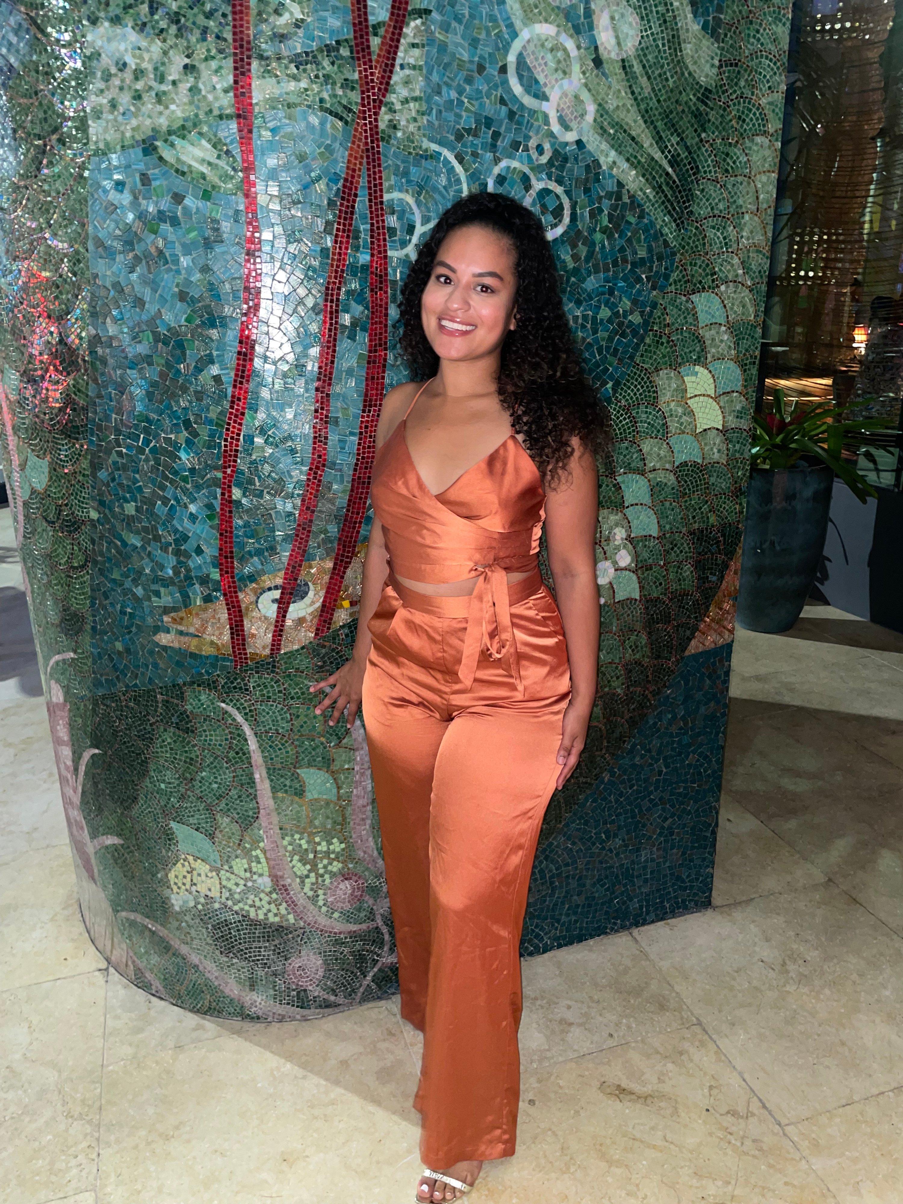 Julia Muchotrigo headshot