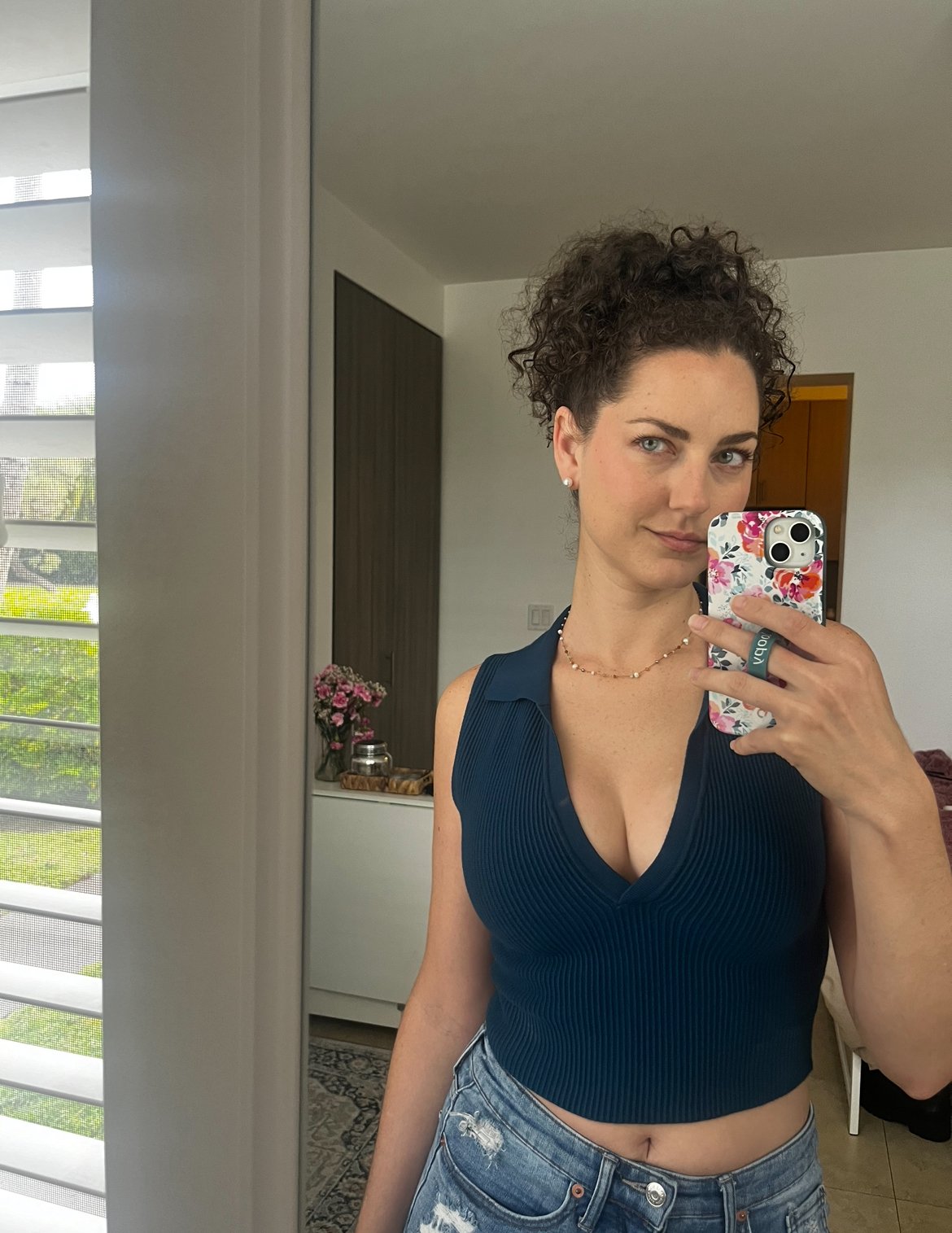 Sarah Wilson headshot