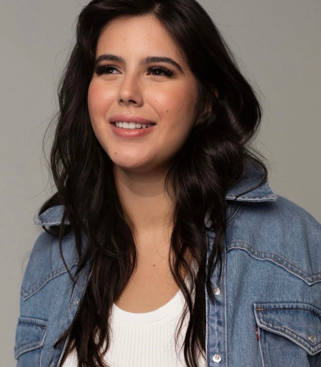 Valerie Abello headshot