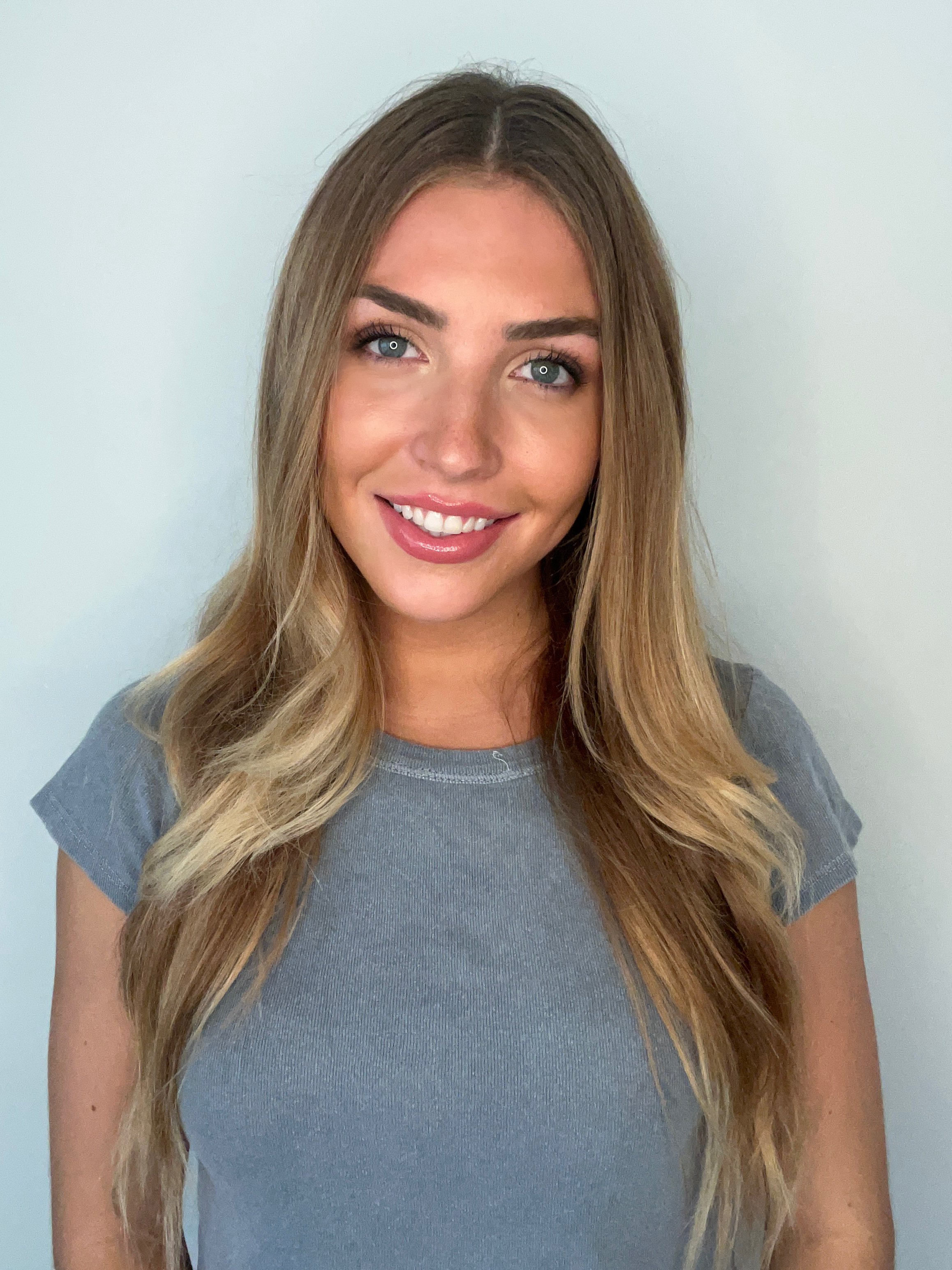 Nicole Wallace headshot