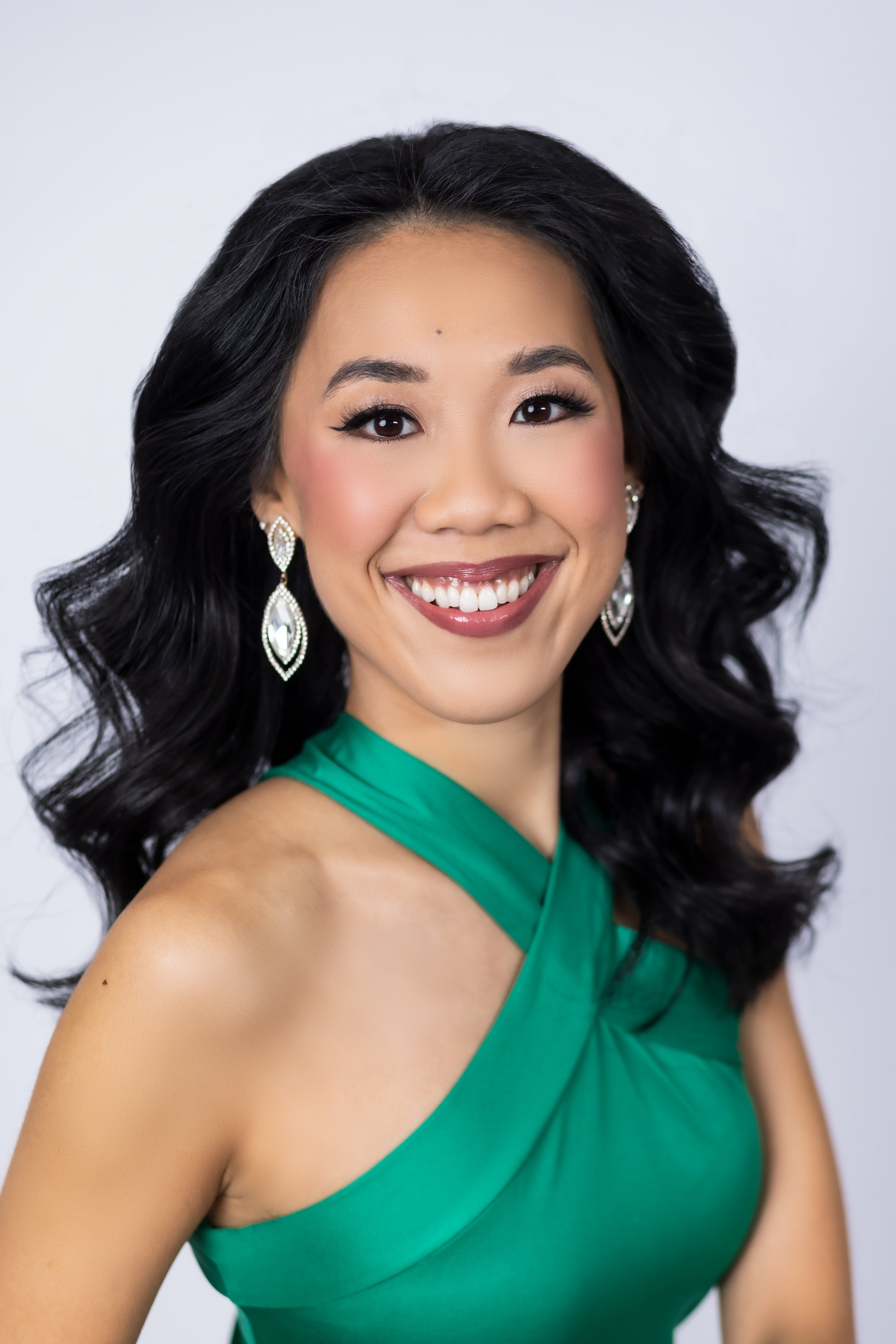 Sarah Chu headshot