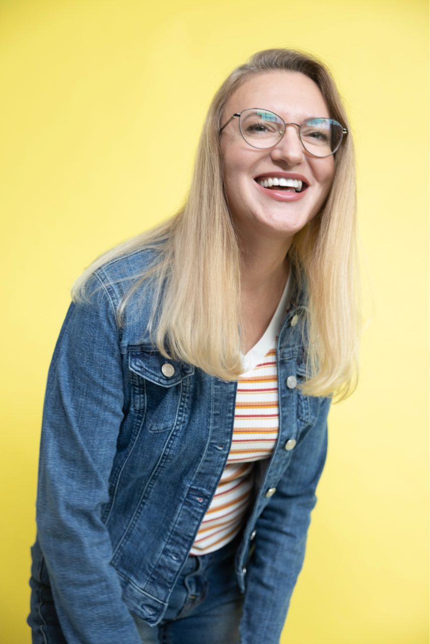Elena Vasyur headshot