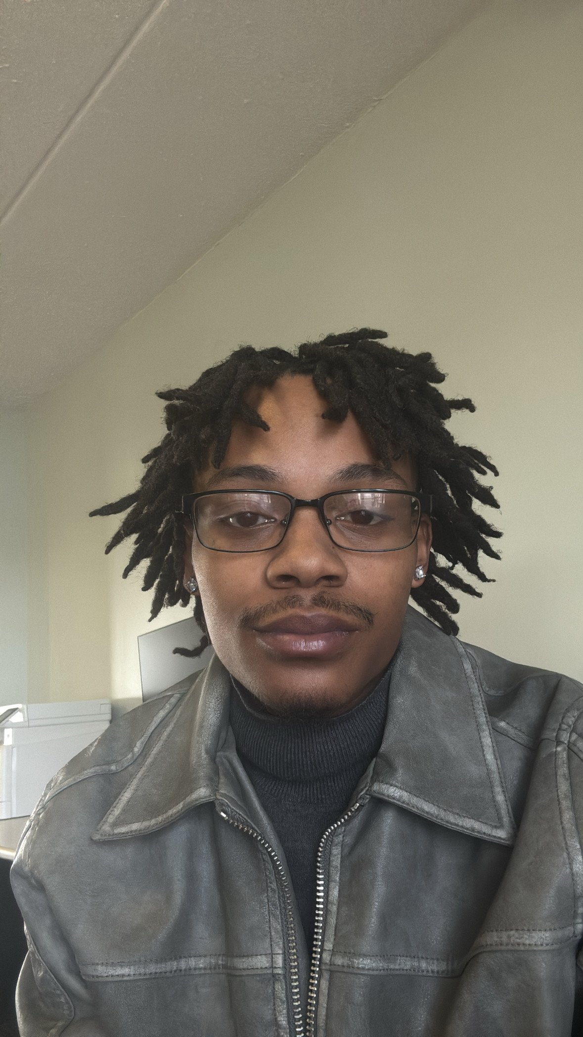 Mitchell Beane headshot