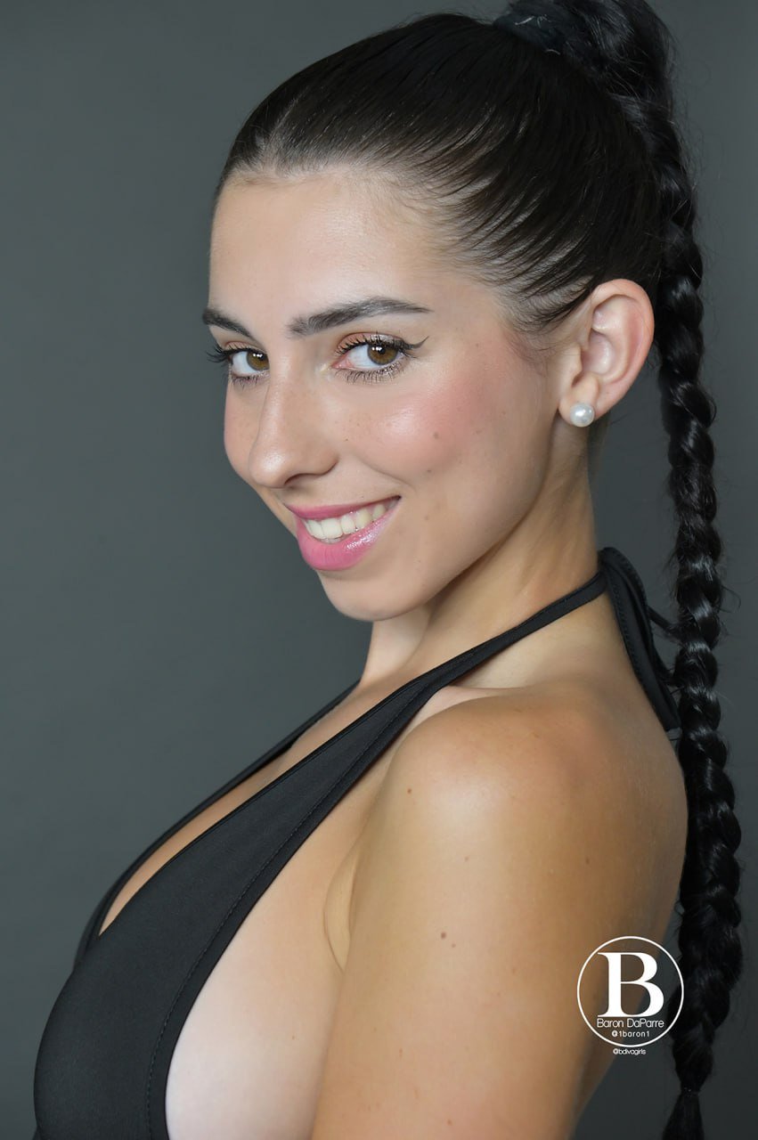 Viviana Corbisiero headshot