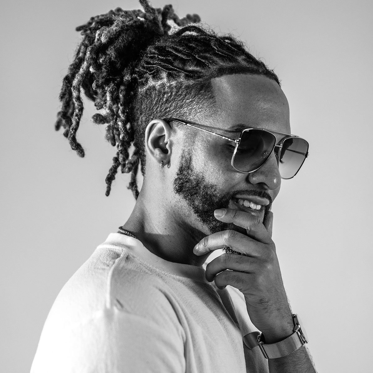 Jona Ferreira headshot