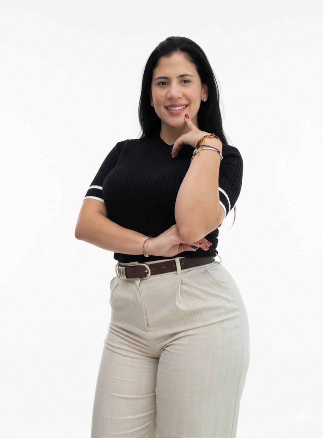 Anny Velarde headshot