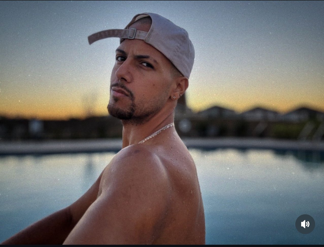 Jonathan Cabrera headshot