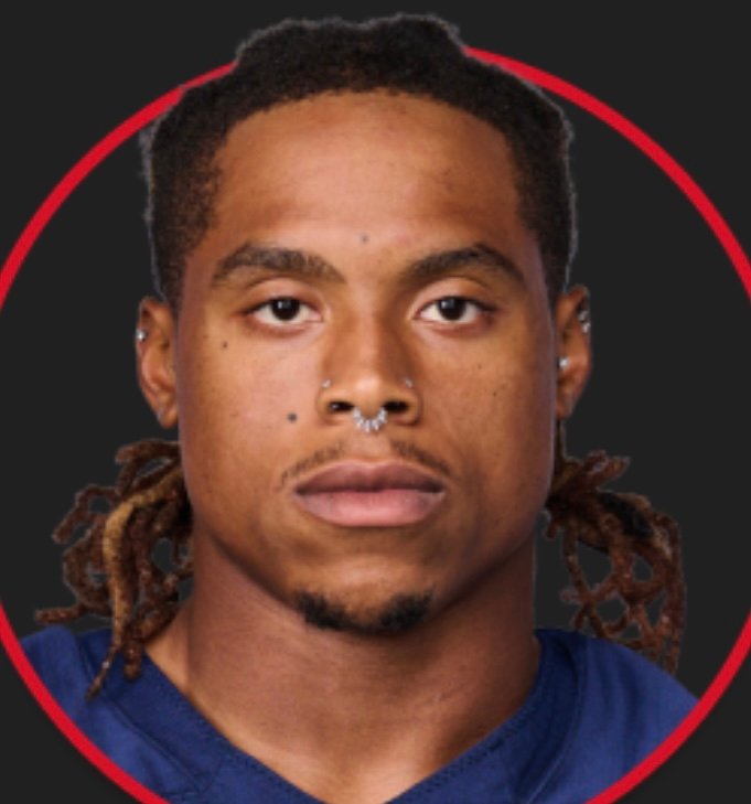 Kivon Bennett headshot