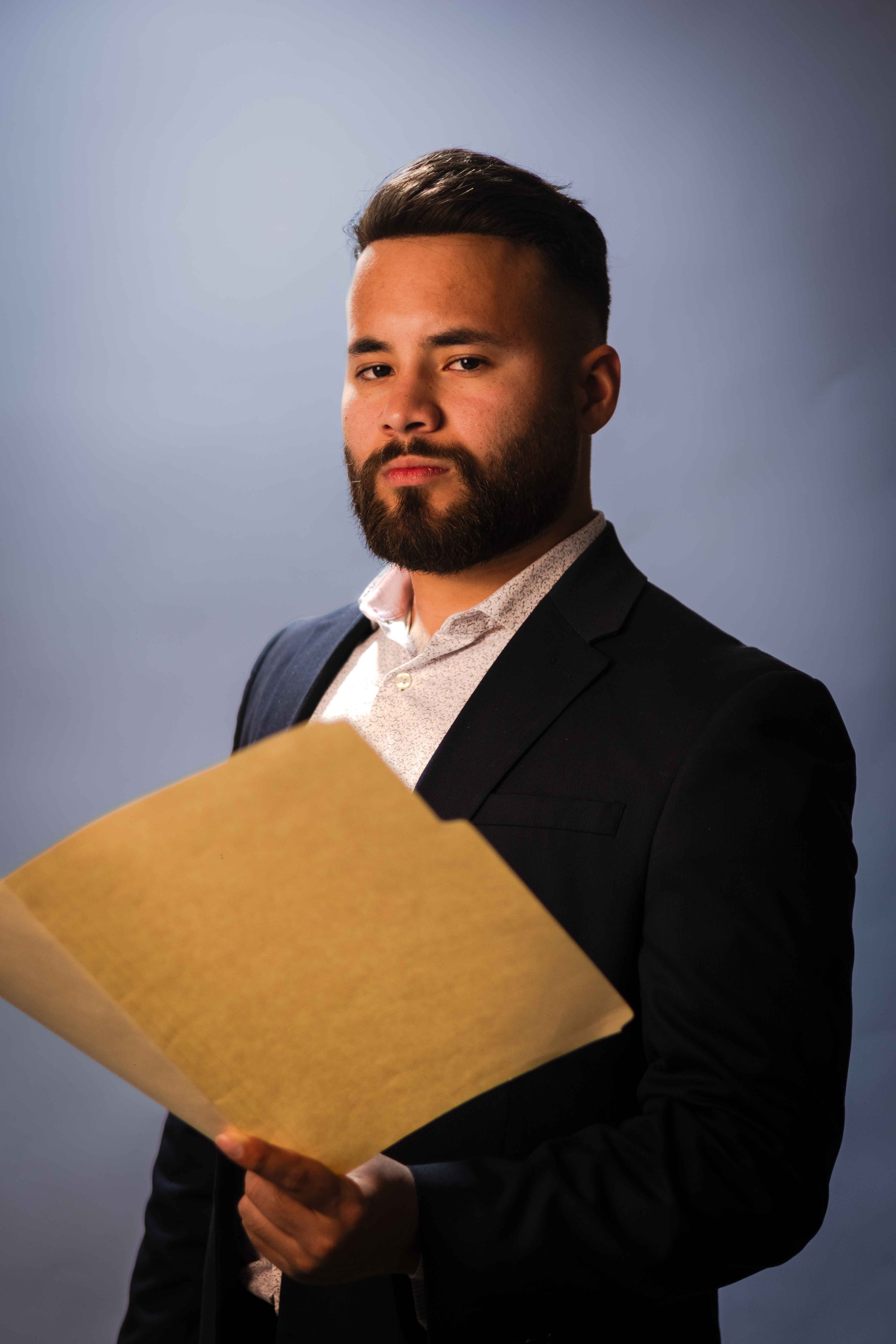 Luis alejandro  Monserratt headshot