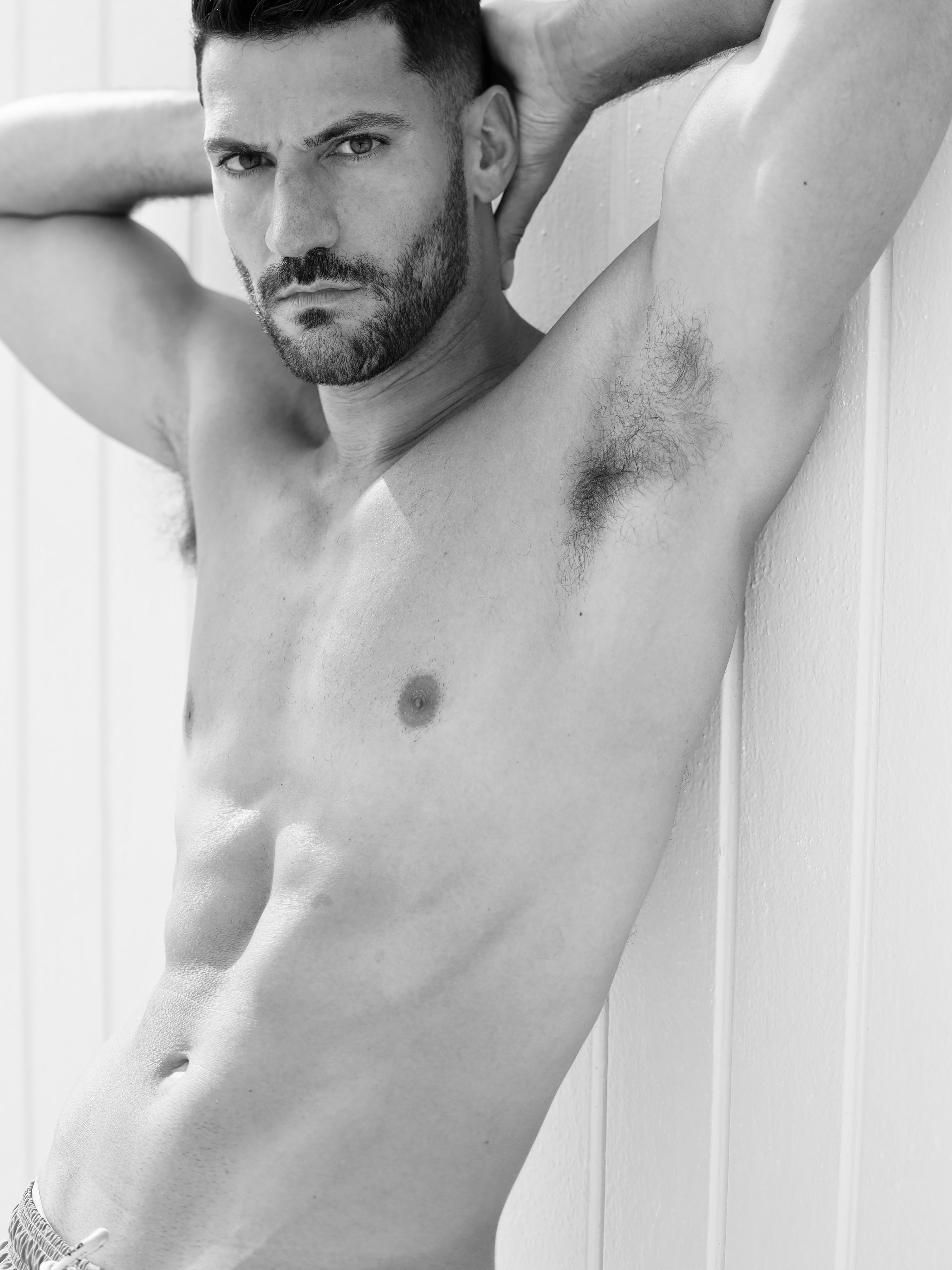 Robert Corona headshot