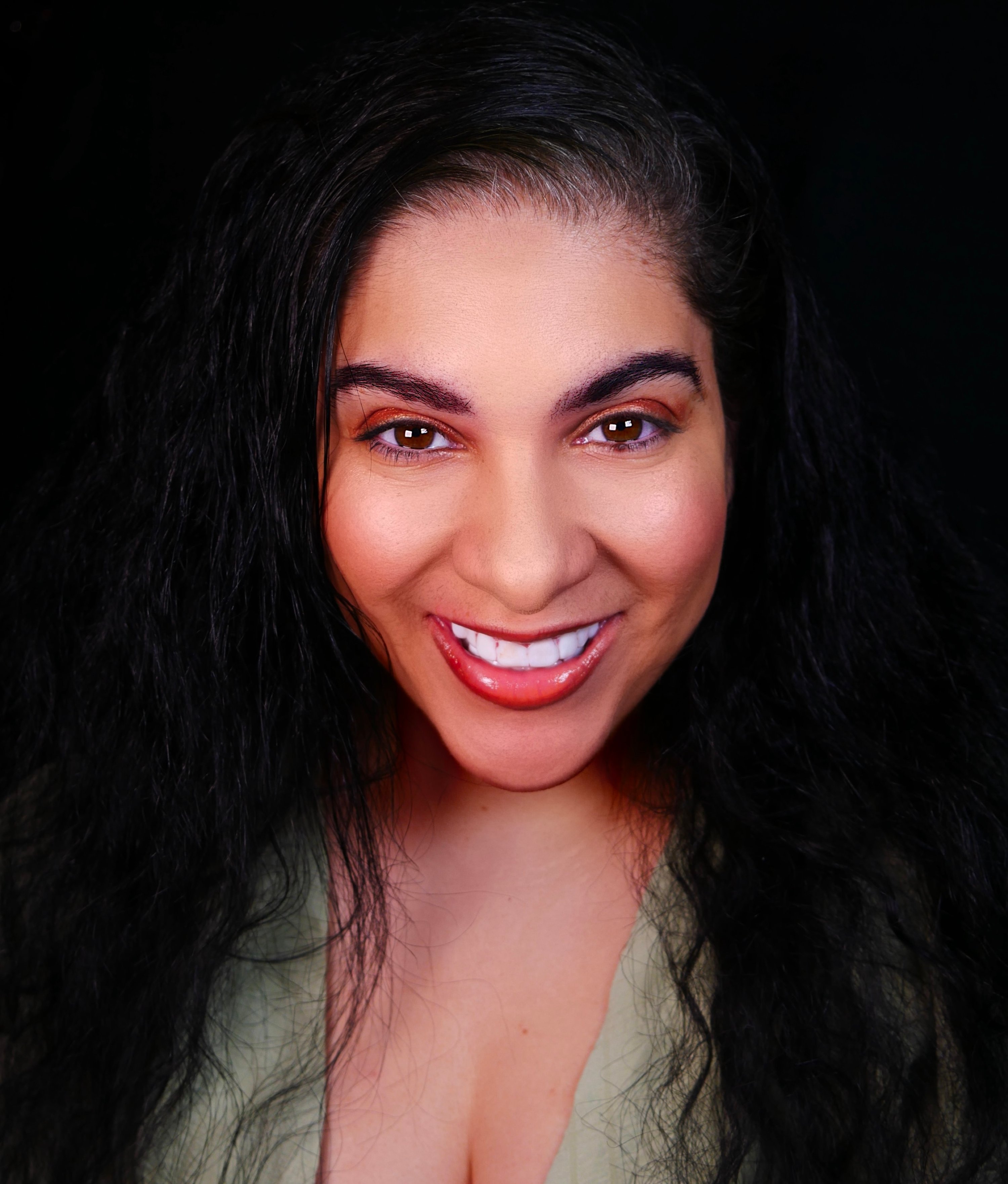 Deuandra Brown headshot