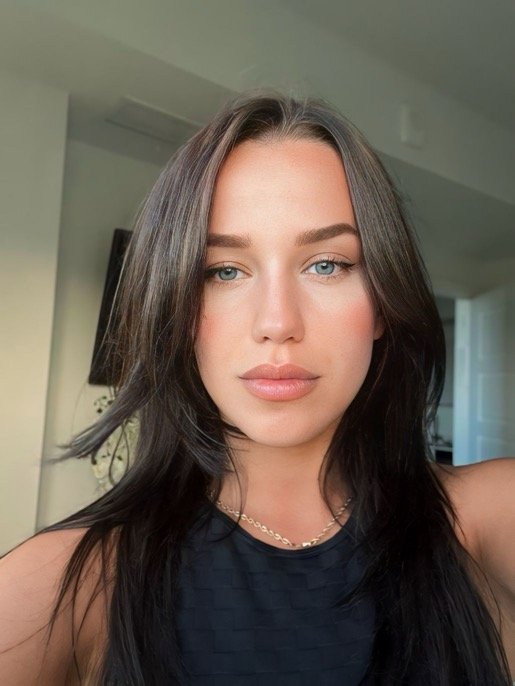 Julieta ariana Braga vagnoni headshot