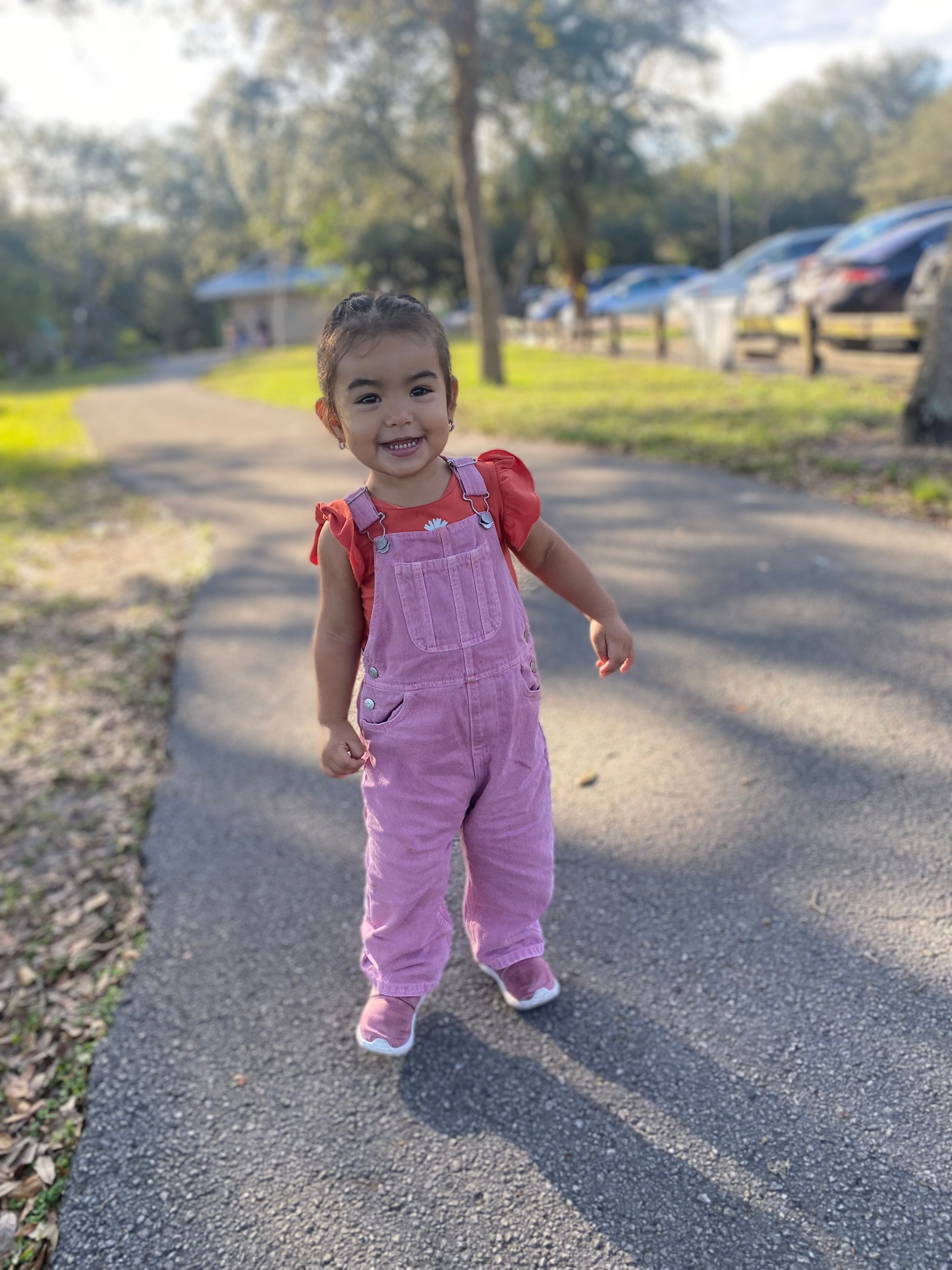 Madison  Perez headshot