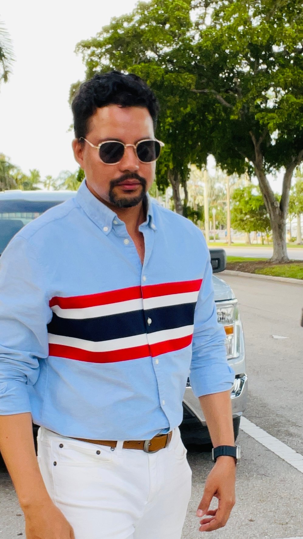 Elias Cassiani headshot