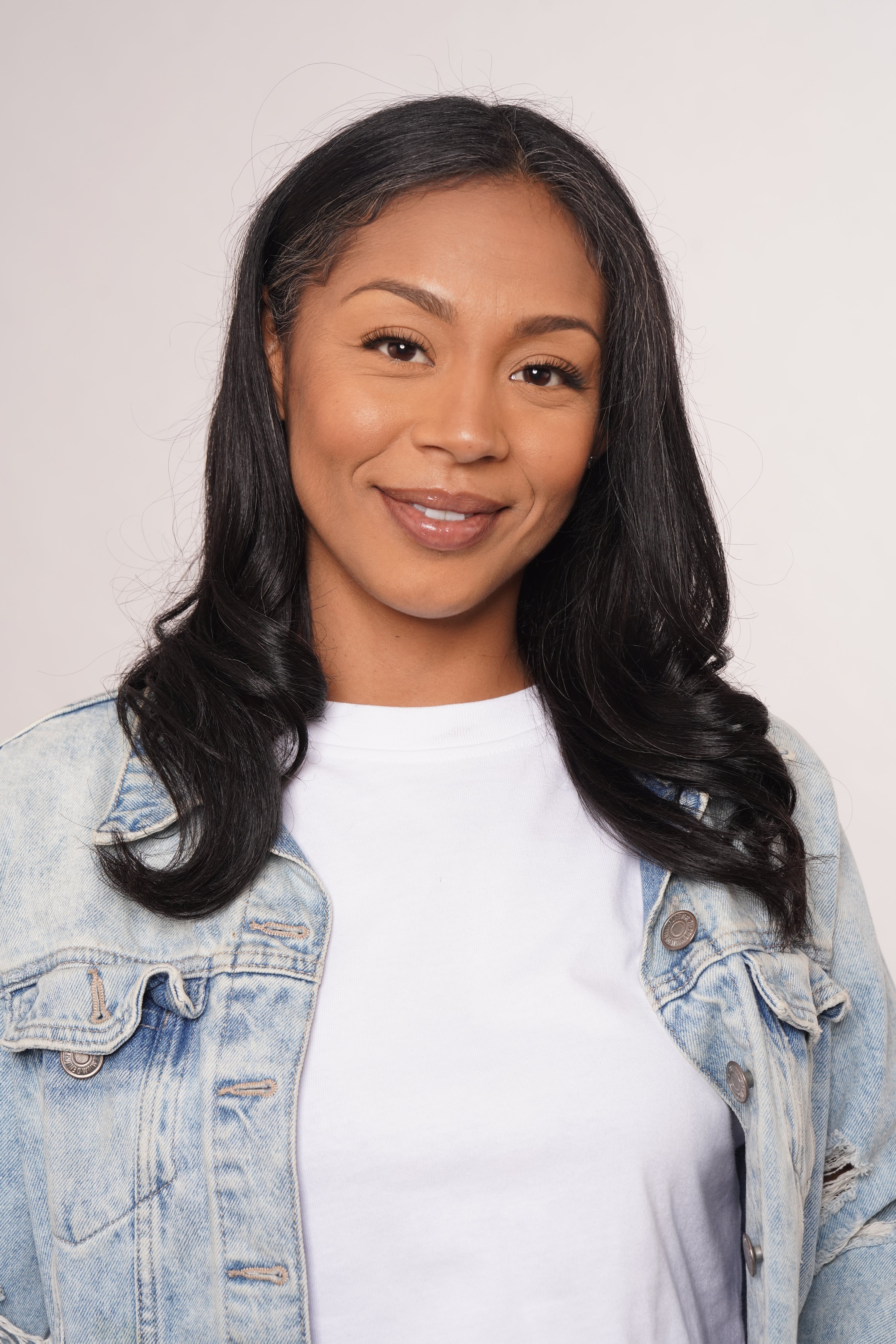 sheena guzman headshot