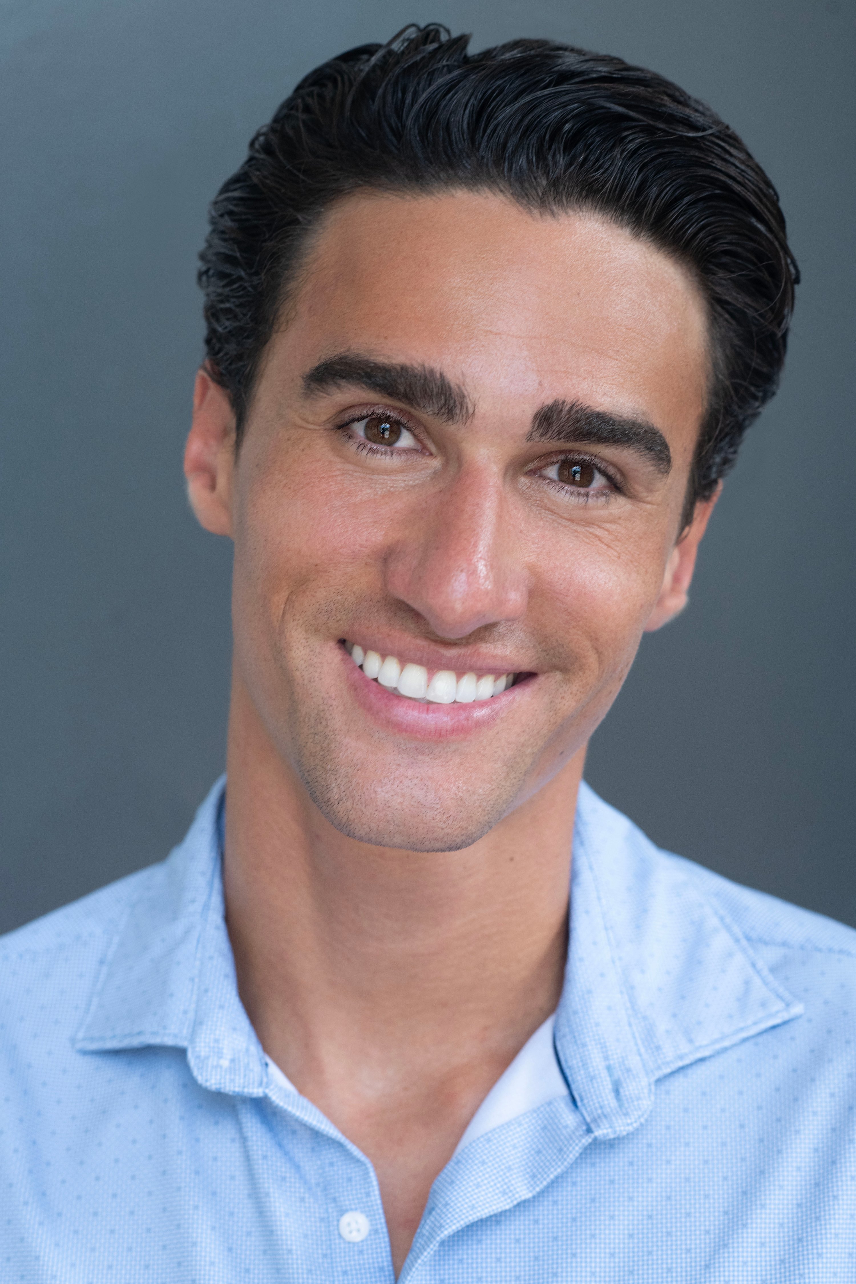 Sam De Melo headshot