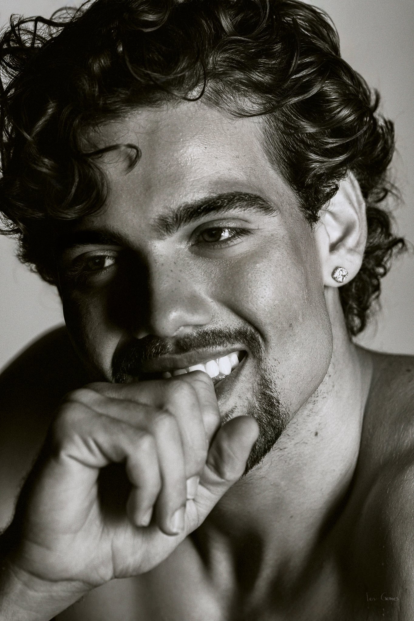 Amir Suarez headshot