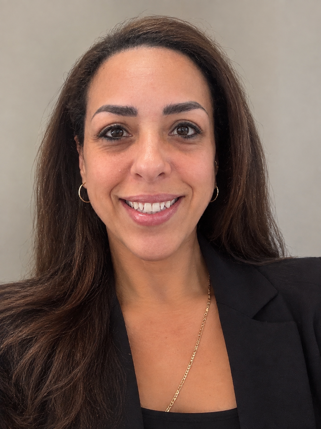 Monica Pineda headshot