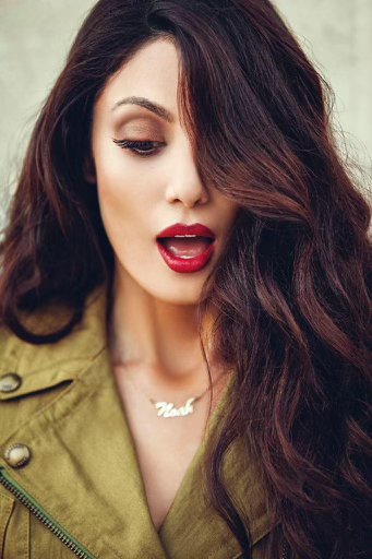 Claudia  Pavel headshot