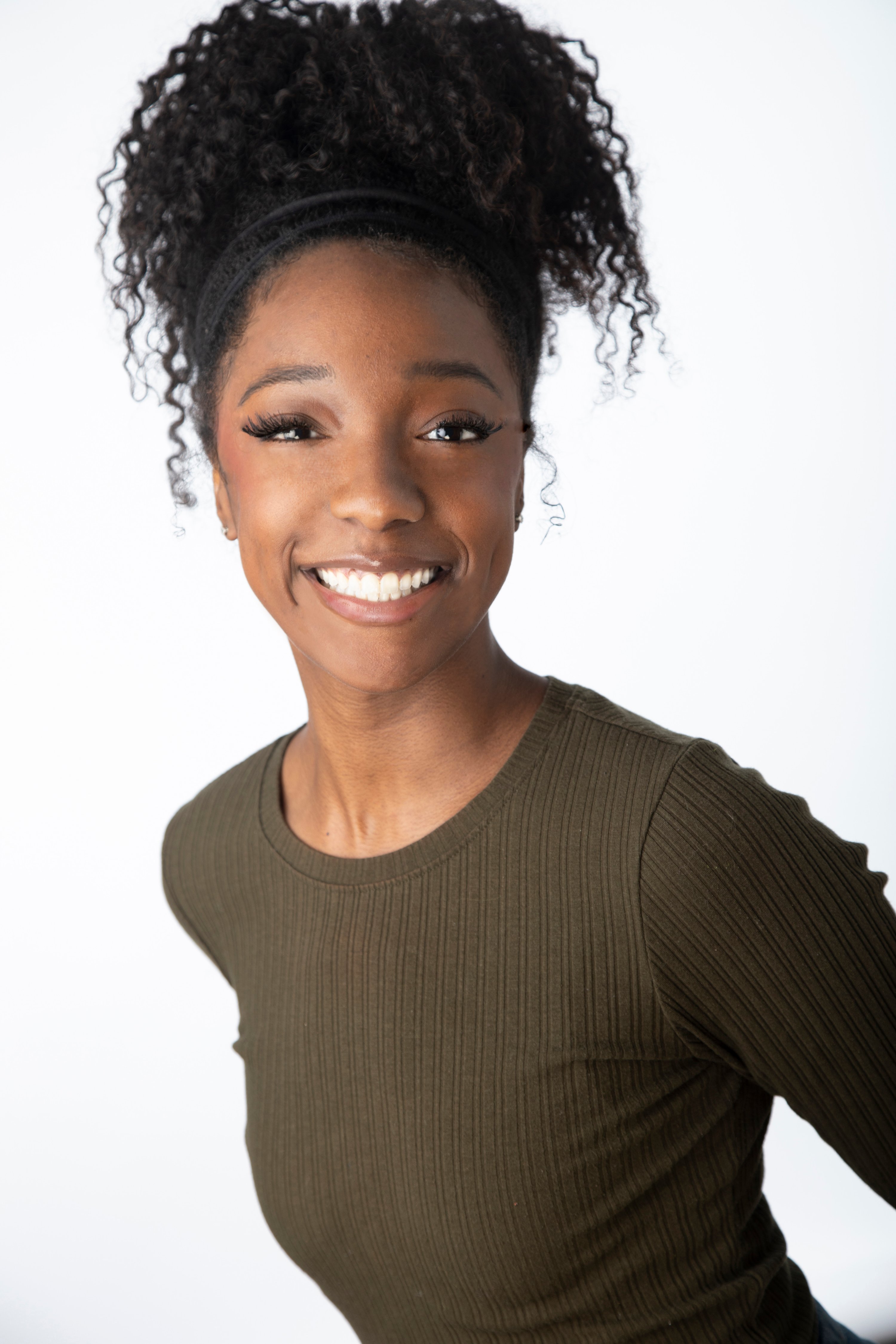 Eonnah Mckenzie headshot