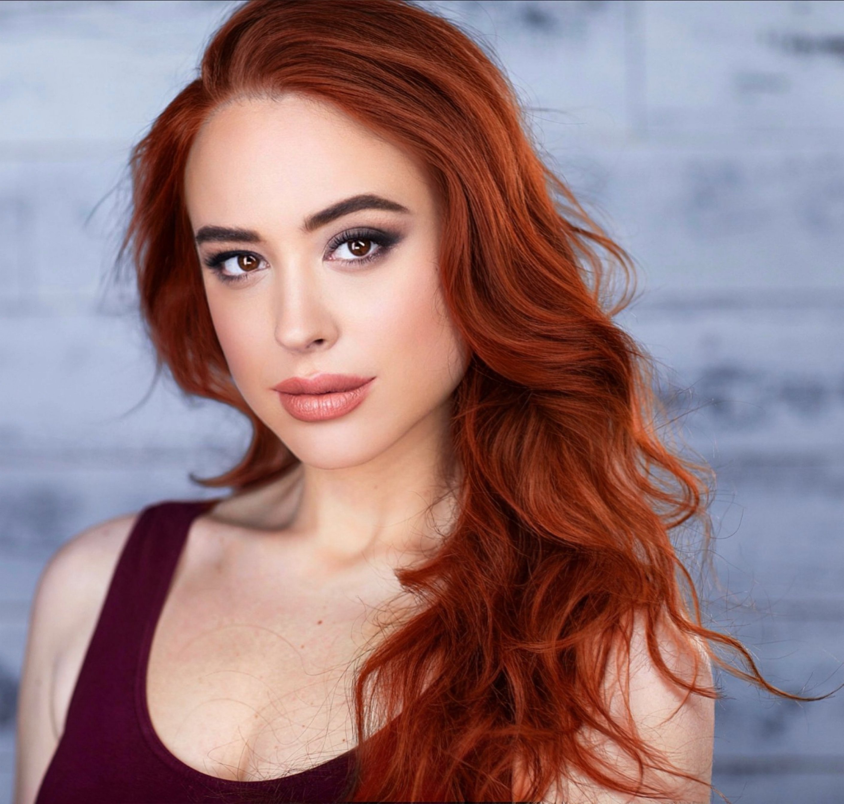 Sara Nelson headshot