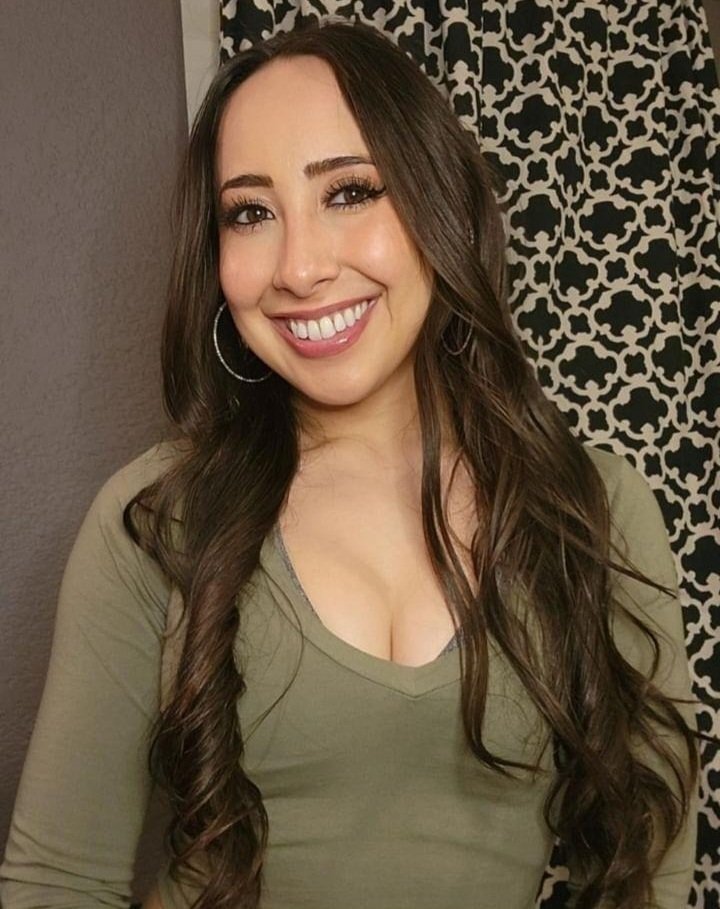 Luisa Guerrero-Zerrate headshot