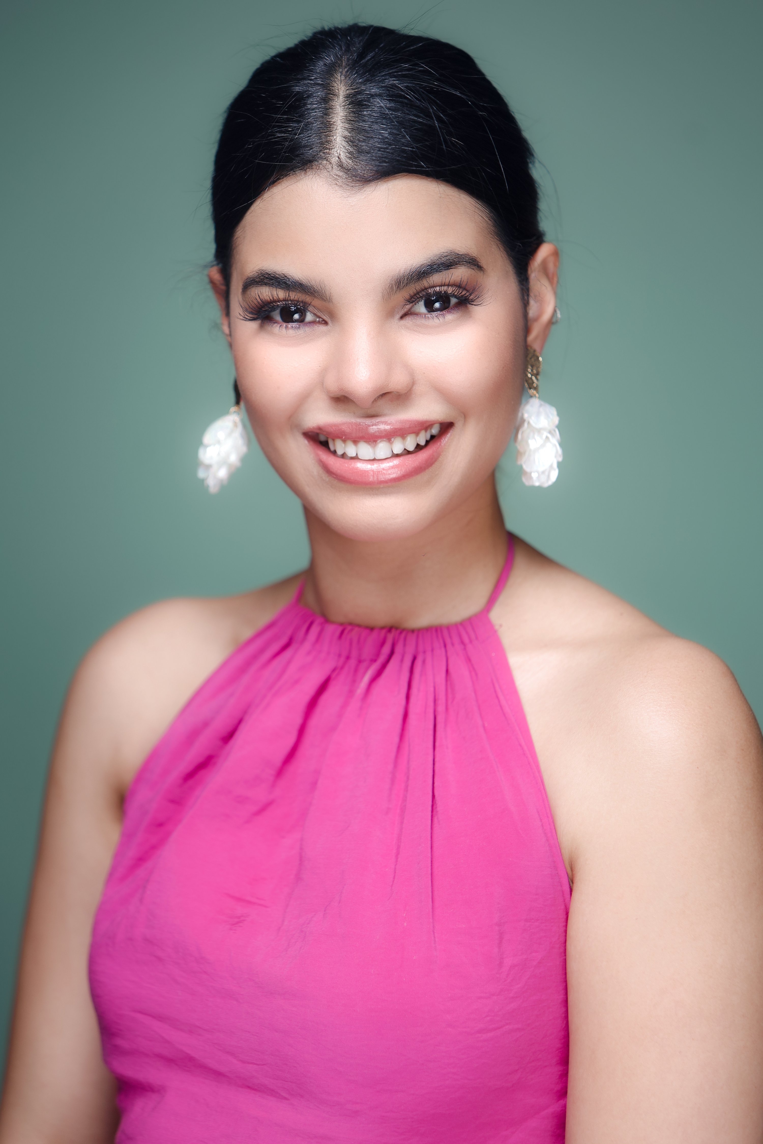 Laura Saint-Hilaire headshot