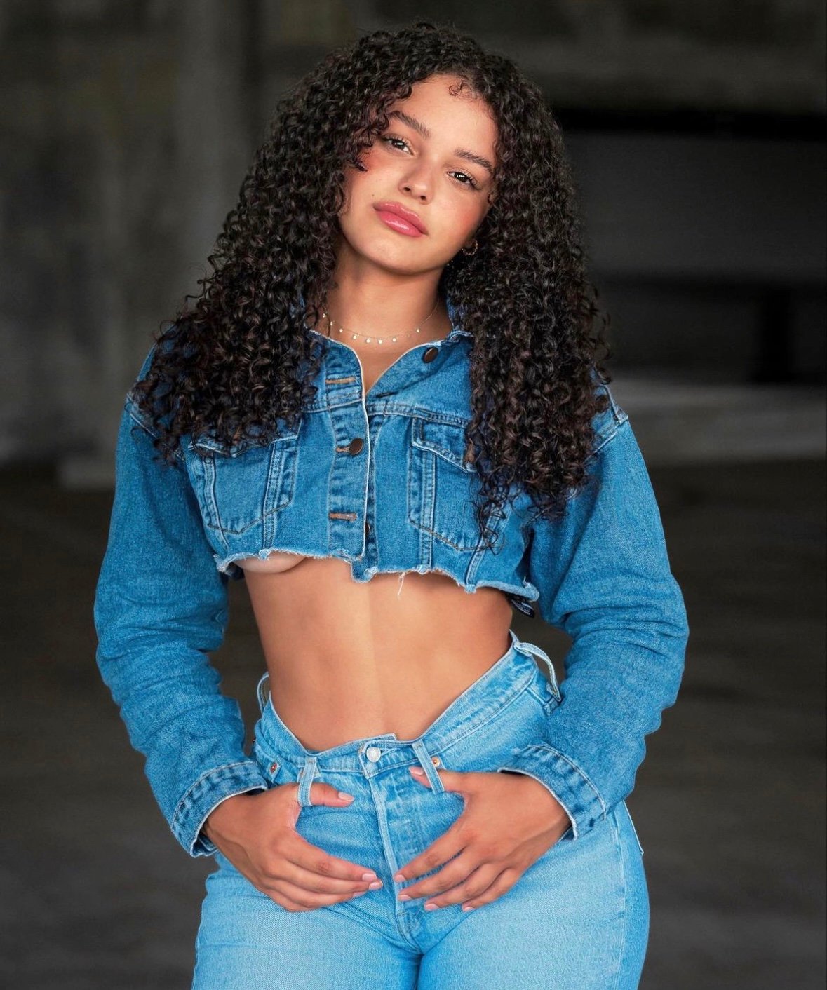 Isabella Gil headshot