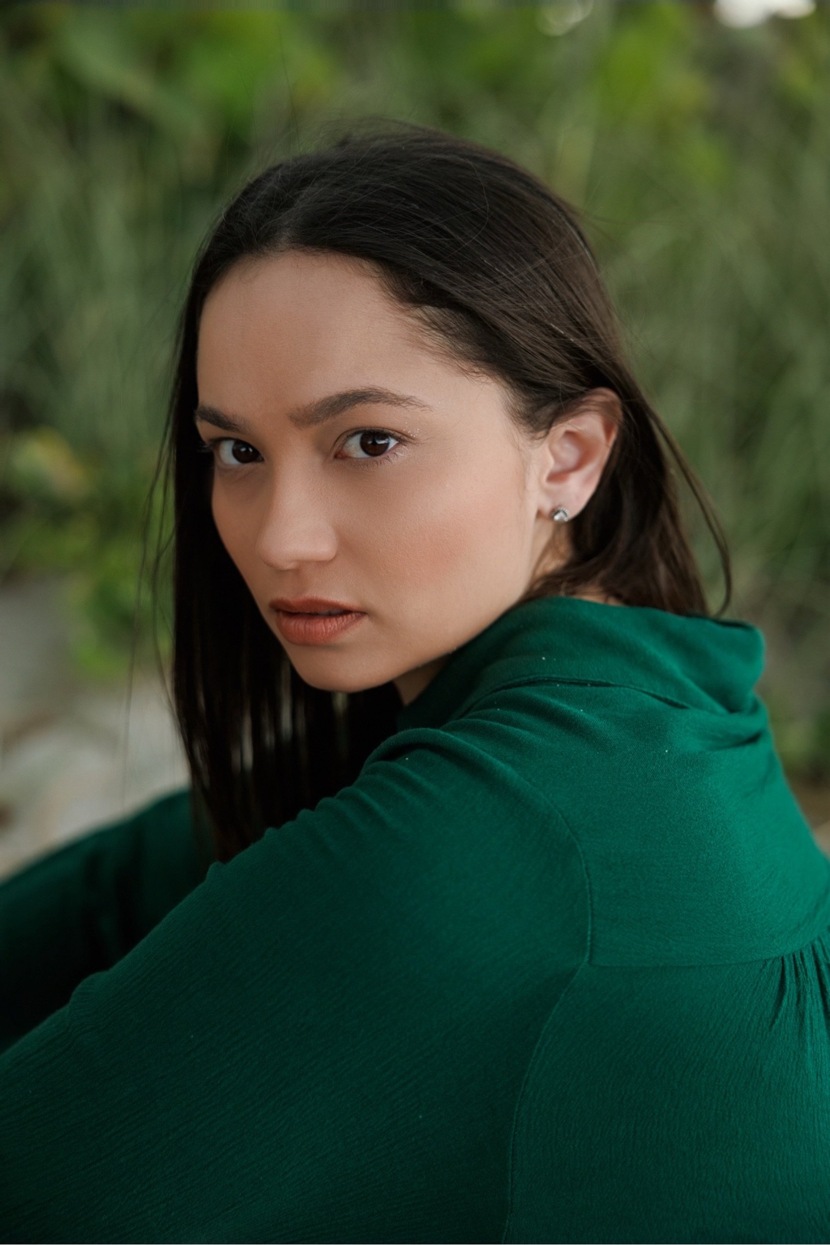 Thais De carvalho headshot