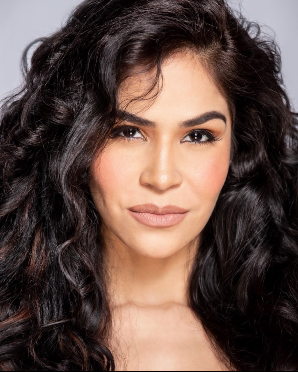 Jesenia Orozco headshot