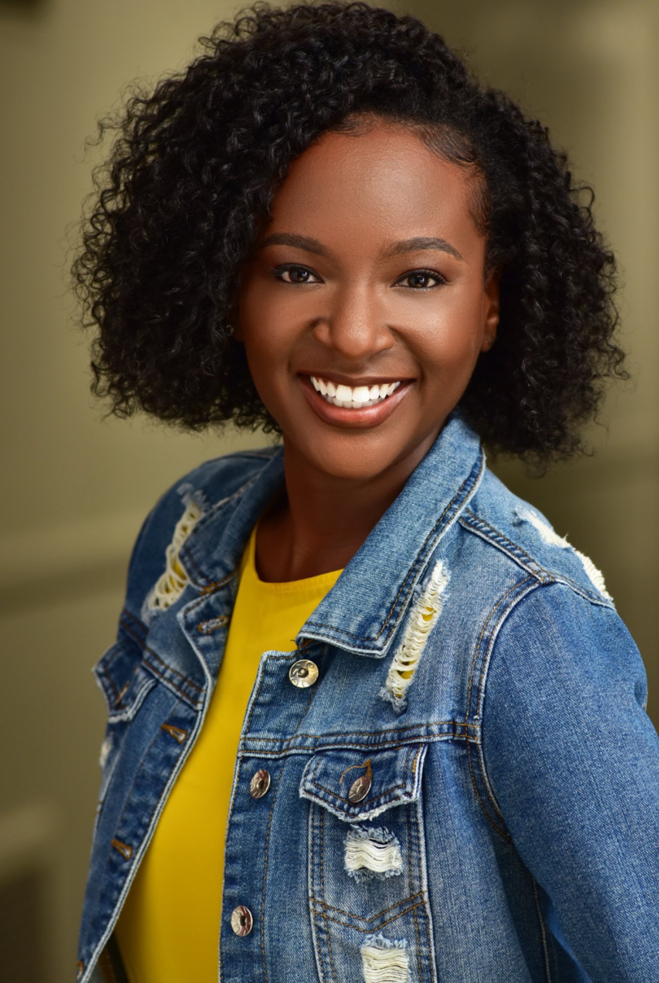 Shanette Cox headshot