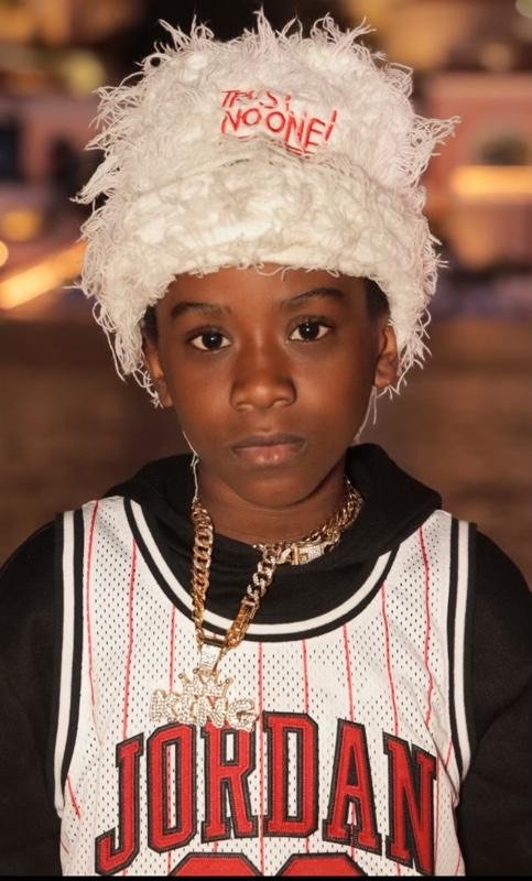 Austin  Griffin headshot