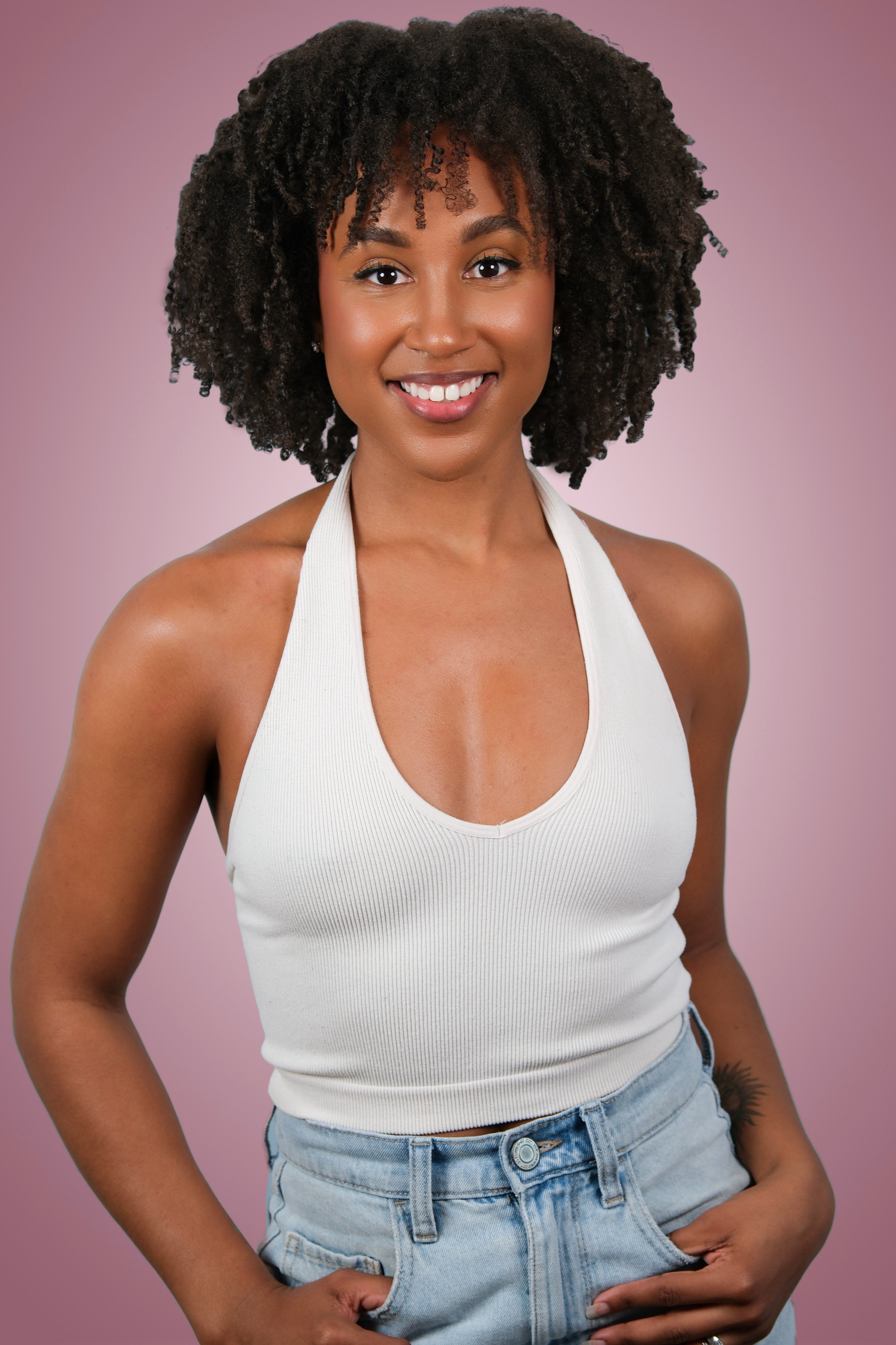 Tara  Rodgers headshot