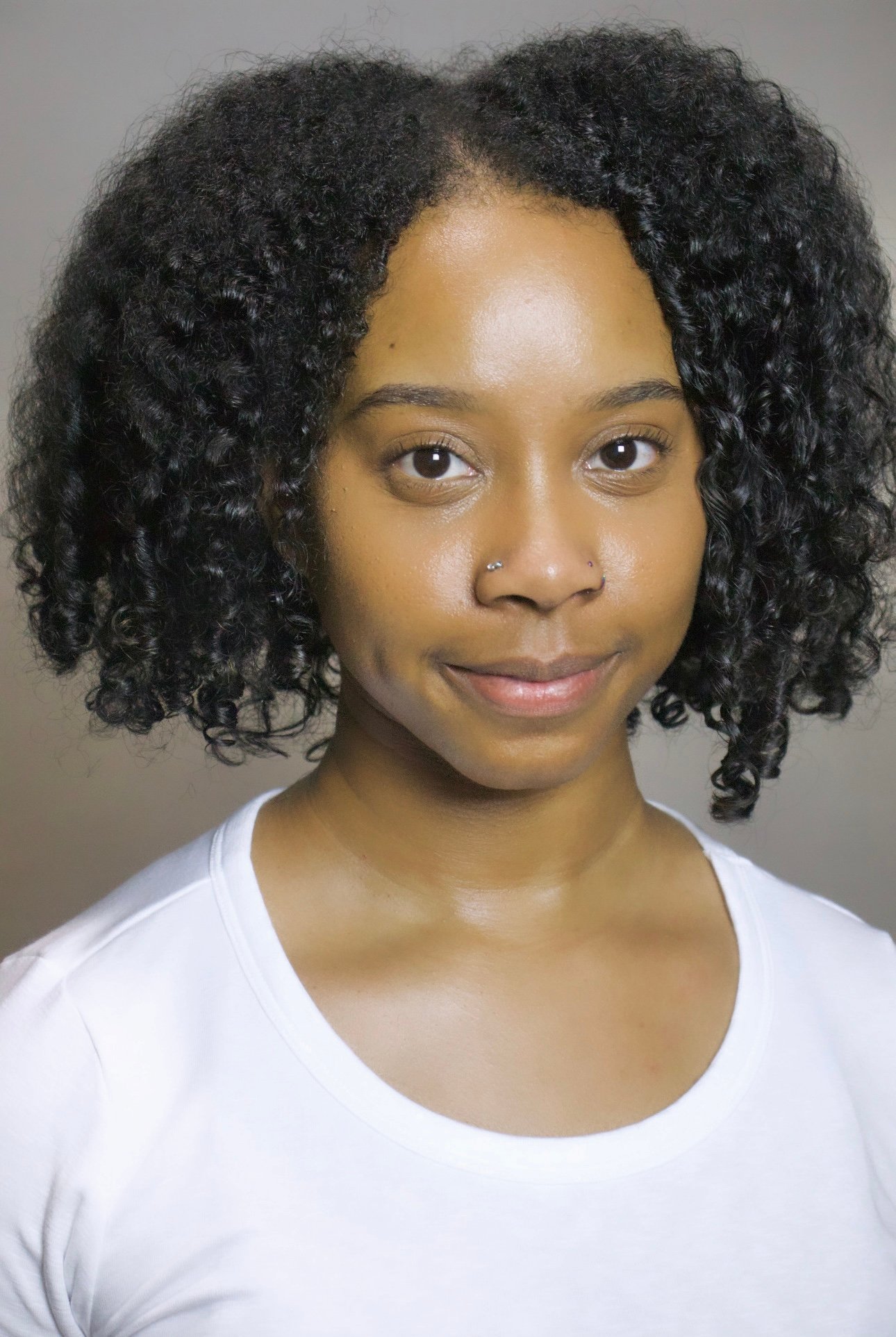 Erin Phoenyx headshot