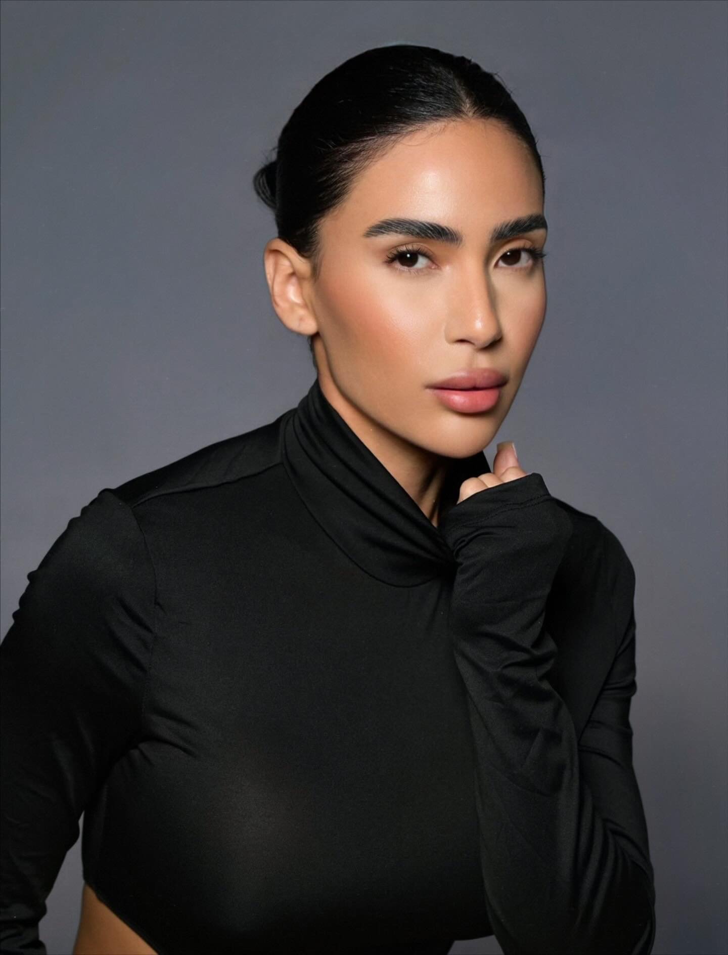 Claudia Vivanco headshot