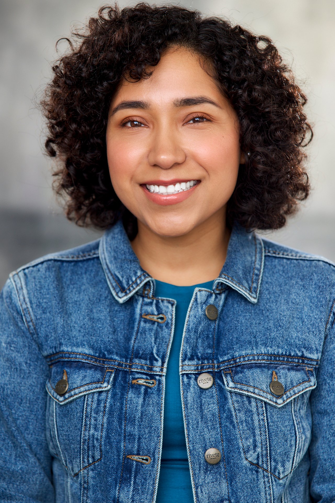 Alma Ramirez headshot